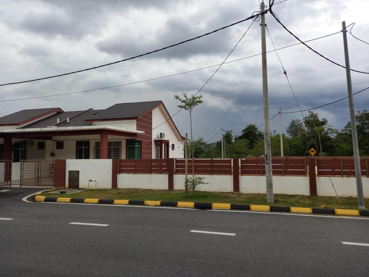 Homestay Zaki D'Gerik Zewnętrze zdjęcie